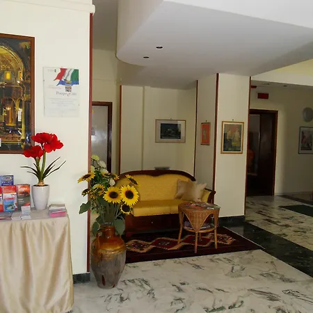 Astoria 3* Pompeji