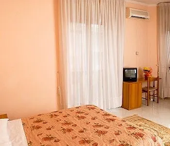 מלון Astoria