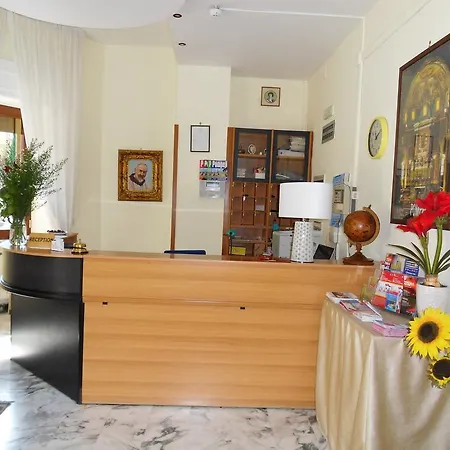Astoria 3* פומפיי